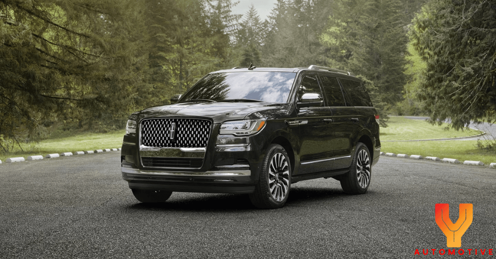 Large Luxury Jeep Grand Wagoneer vs. Lincoln Navigator